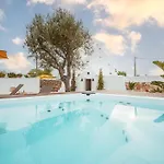 Trullomare & Pool - Housea *